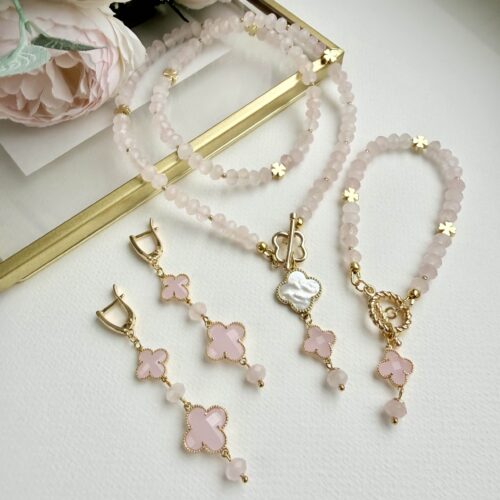 Комплект из розового кварца с клевером "Беатриче"