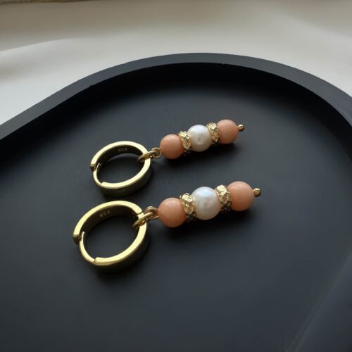 Серьги из коралла, розового кварца и жемчуга