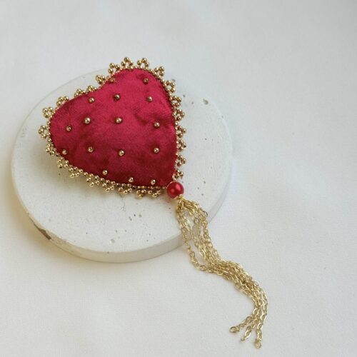 Брошь "Бархатное сердце"