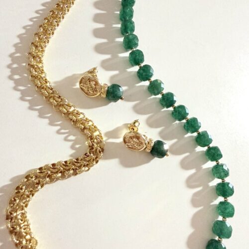 Комплект колье и серьги "Изумрудное искушение" с зеленым халцедоном
