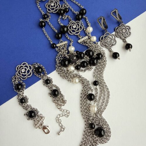 Комплект из черного агата и жемчуга "Sharlotte"