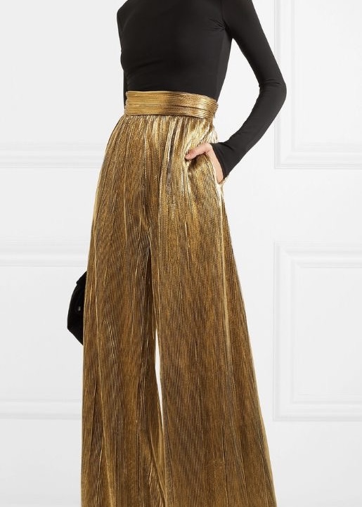 Какие украшения надеть на Новый год 2026