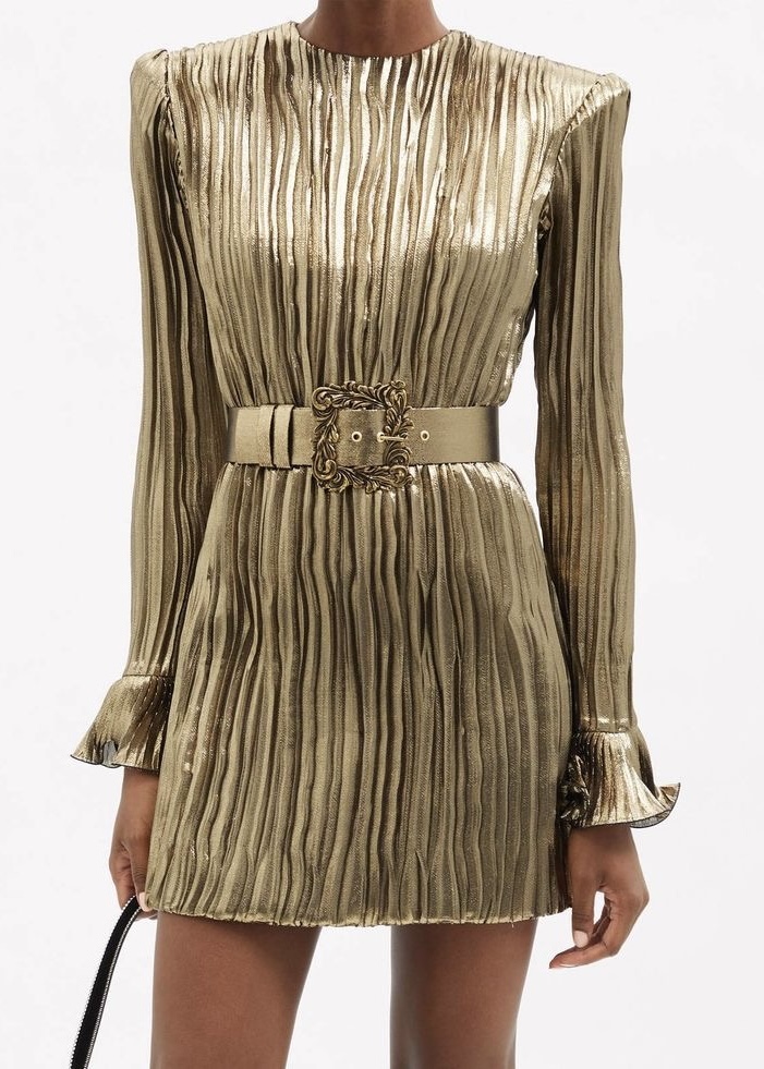 Какие украшения надеть на Новый год 2026